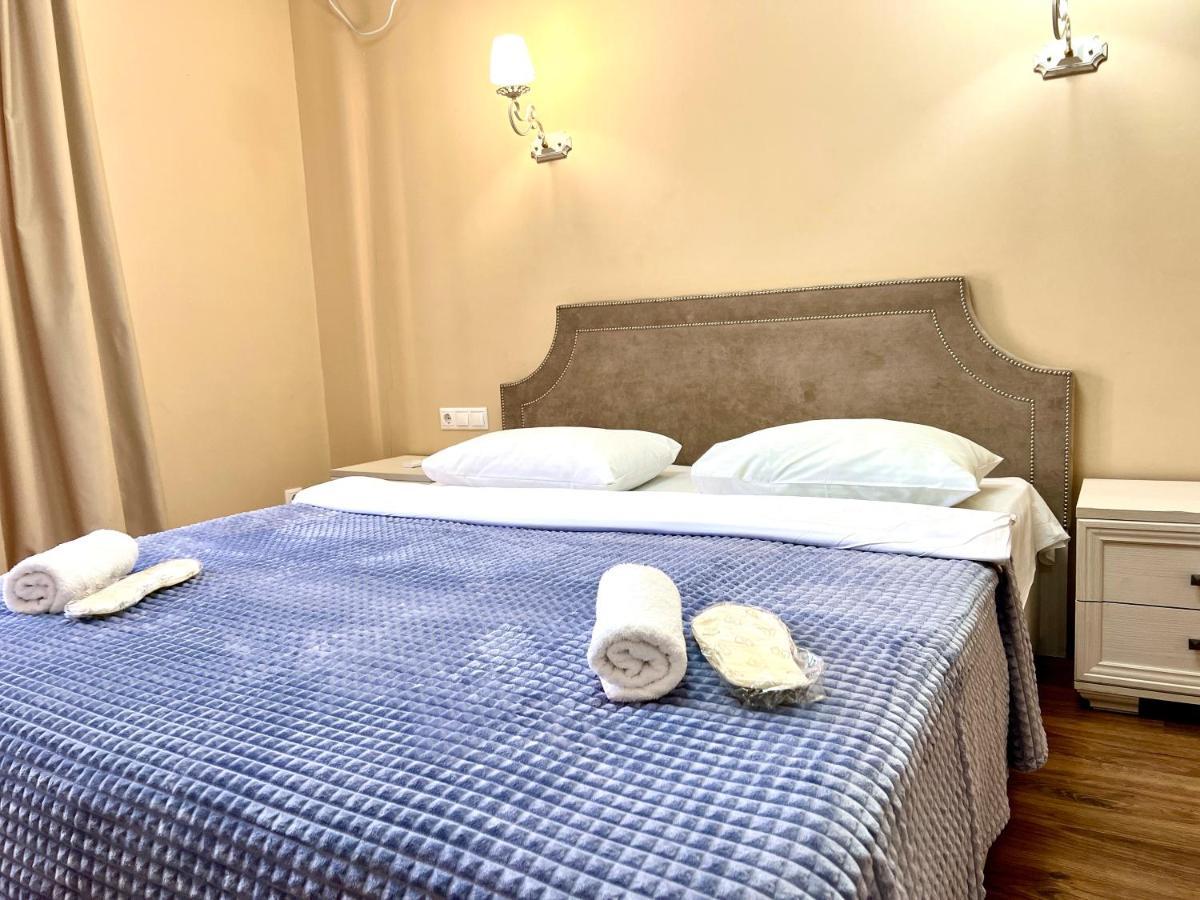سوخومي Hotel In Sukhum المظهر الخارجي الصورة